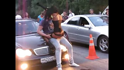 Heiße milf freie geile pornos Sara Jay knallt ein großen schwarzen Schwanz mit schwarzen Maserati!