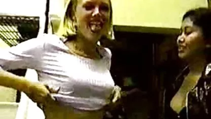 Schöne Versprechen babe bekommt gefickt mit weiße freie pornos in hd